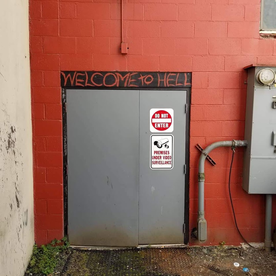 STRUCTURE FIRE HAPPENS [DISPATCH DOESN'T SEEM TO CARE]
